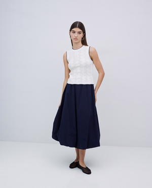 Contrast Detail Top