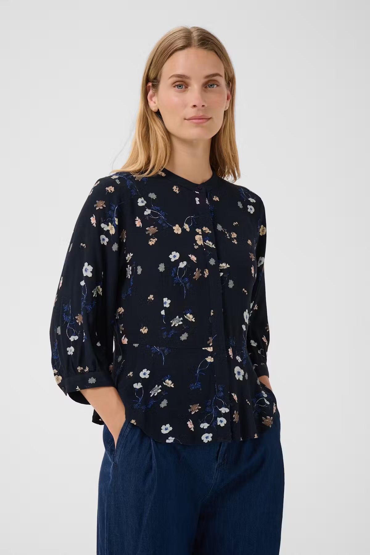 Constantina Shirt