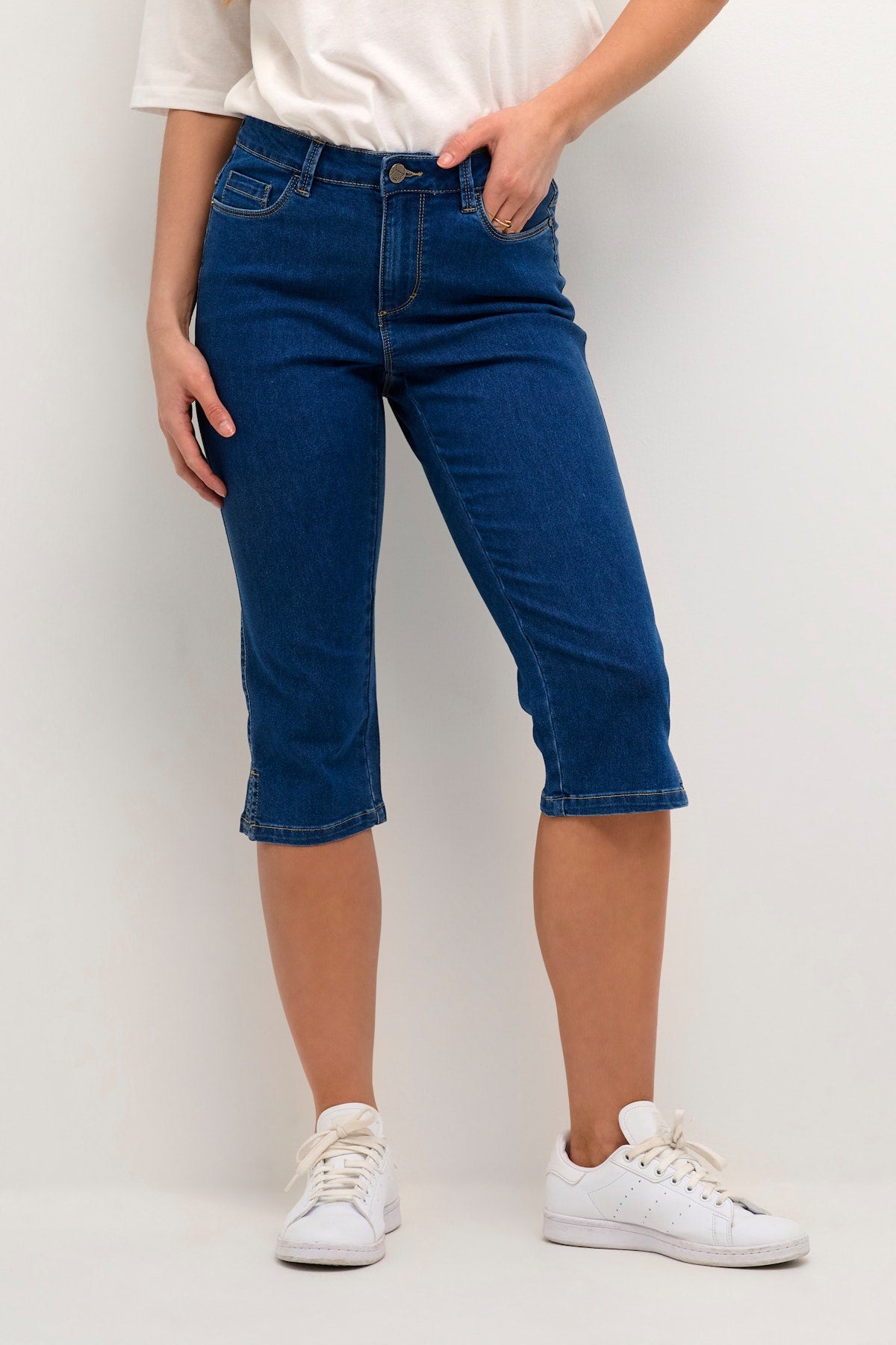 Vicky Capri Jeans