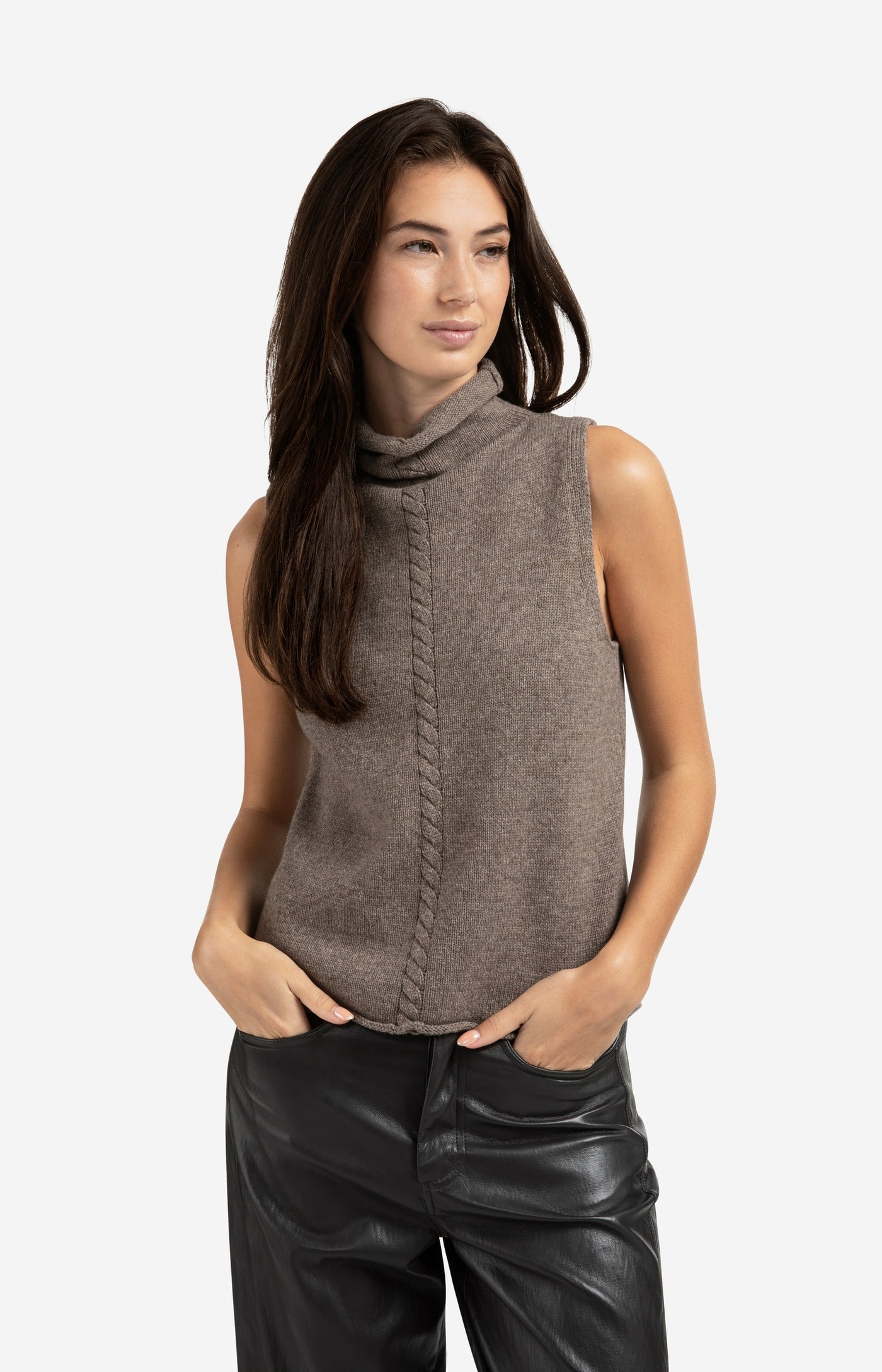 Cable Nigh Neck Spencer