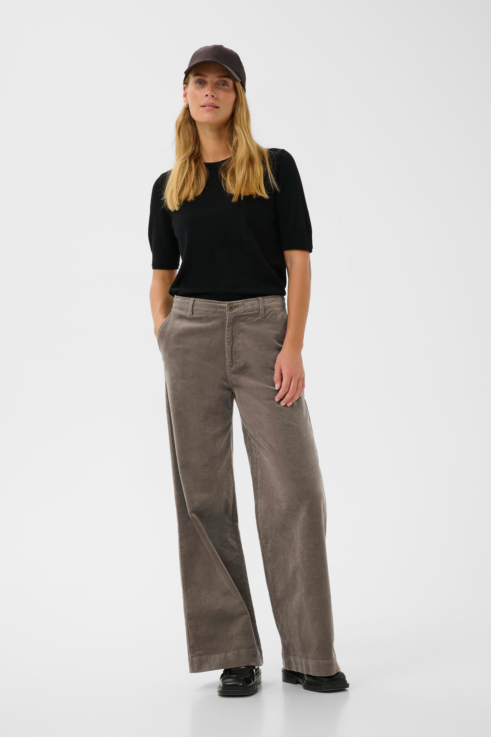 Ninnen Cord Trouser