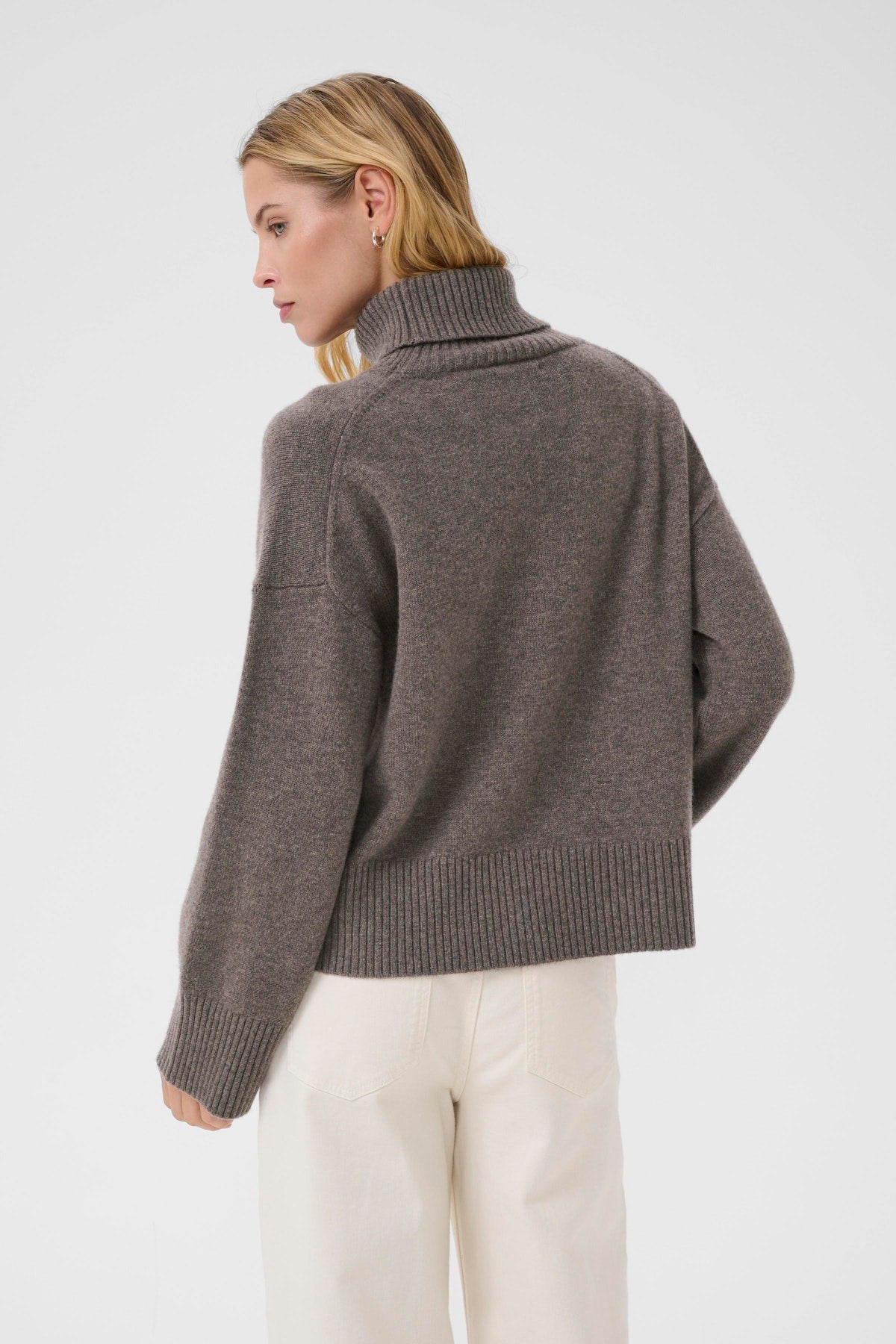 Corina Pullover