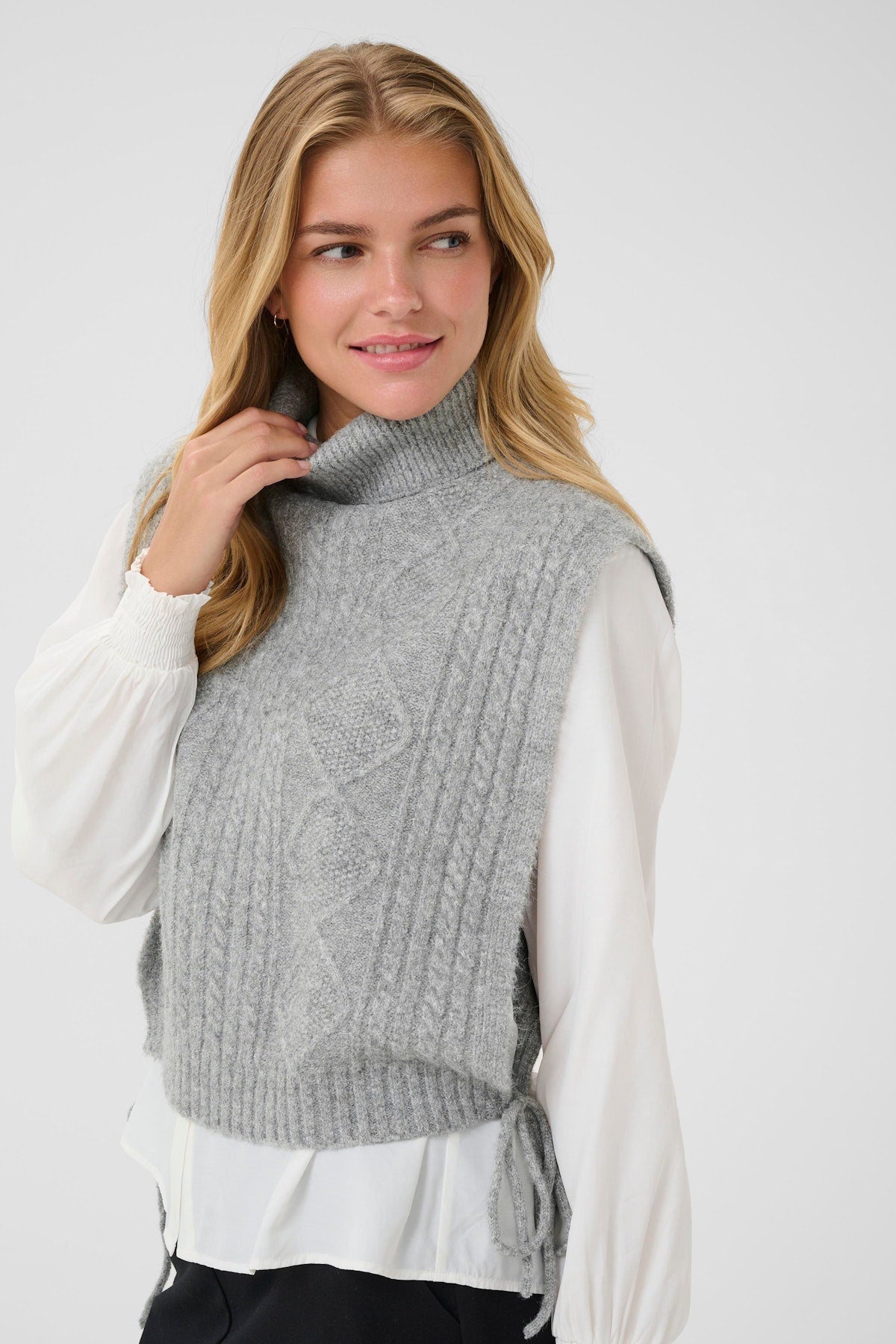 Frina Knit Pullover