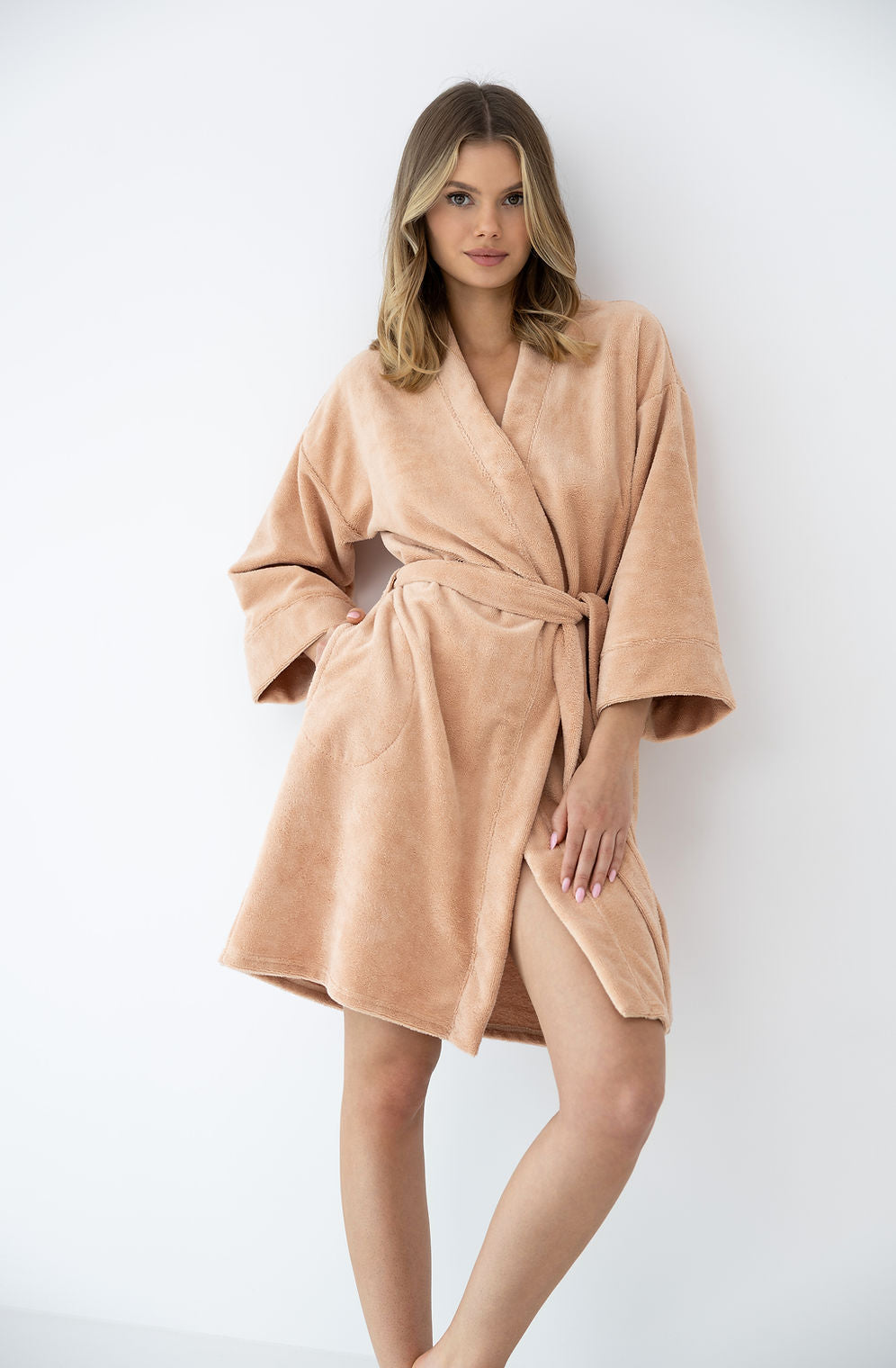 Goldie Short Robe