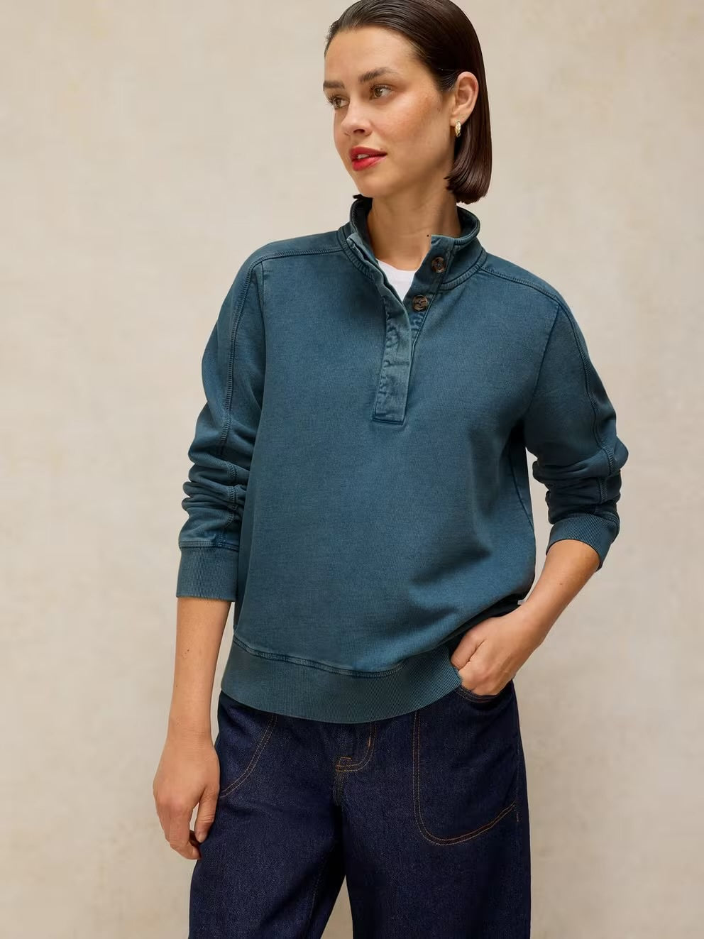 Natalie Funnel Sweatshirt