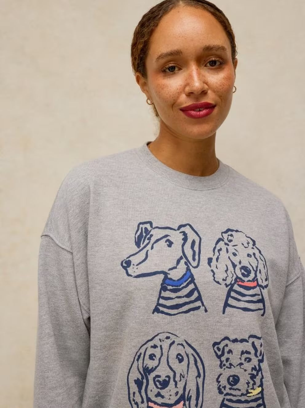 Cleo Long Line Graphic Sweatshirt