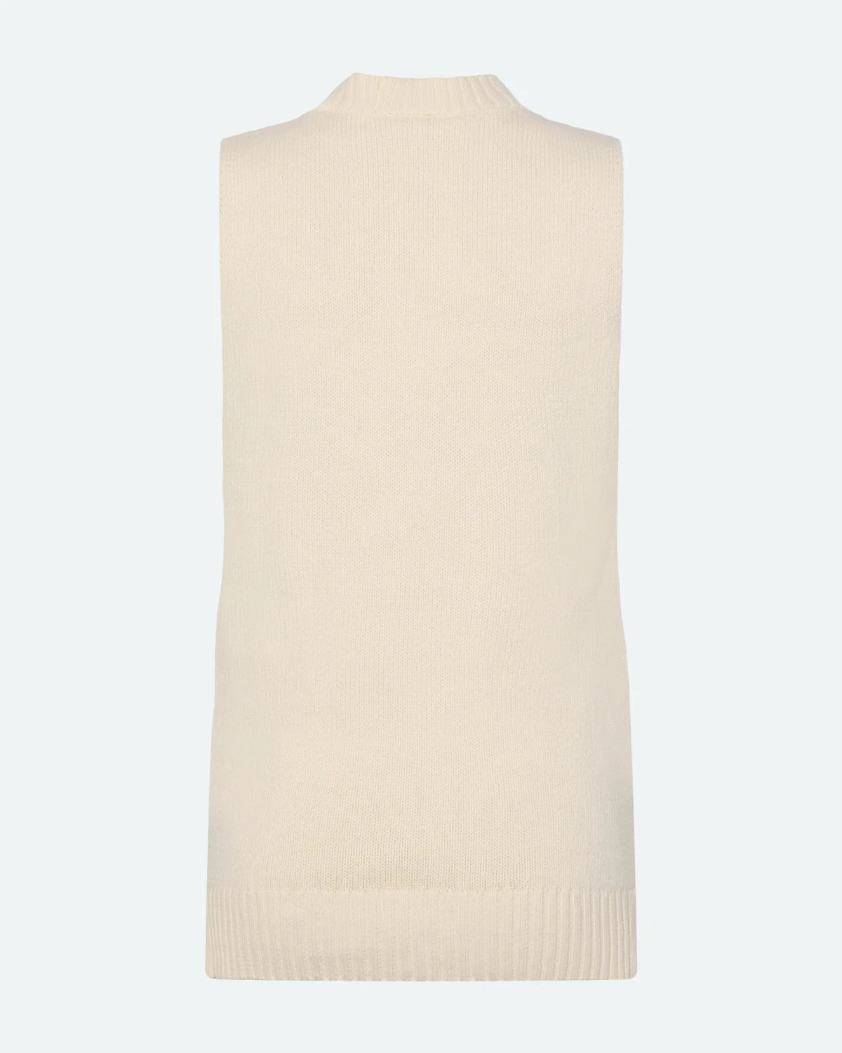 Mai Vest