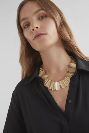 Feldde Necklace