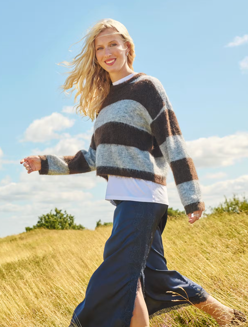 Tayzie Pullover