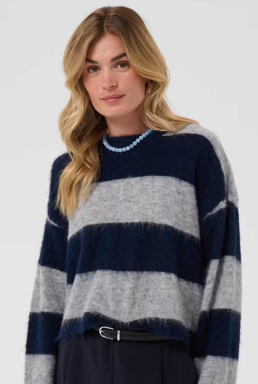 Tayzie Pullover