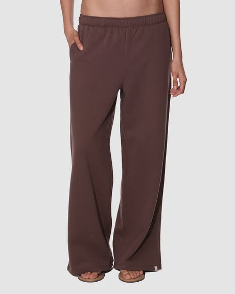CloudSoft Wide Leg Jogger