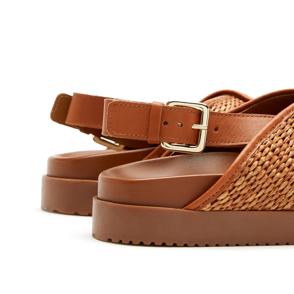 靴 Amari MEDI WESTERN BUCKLE SANDALS MEDI WESTERN BUCKLE SANDALS
