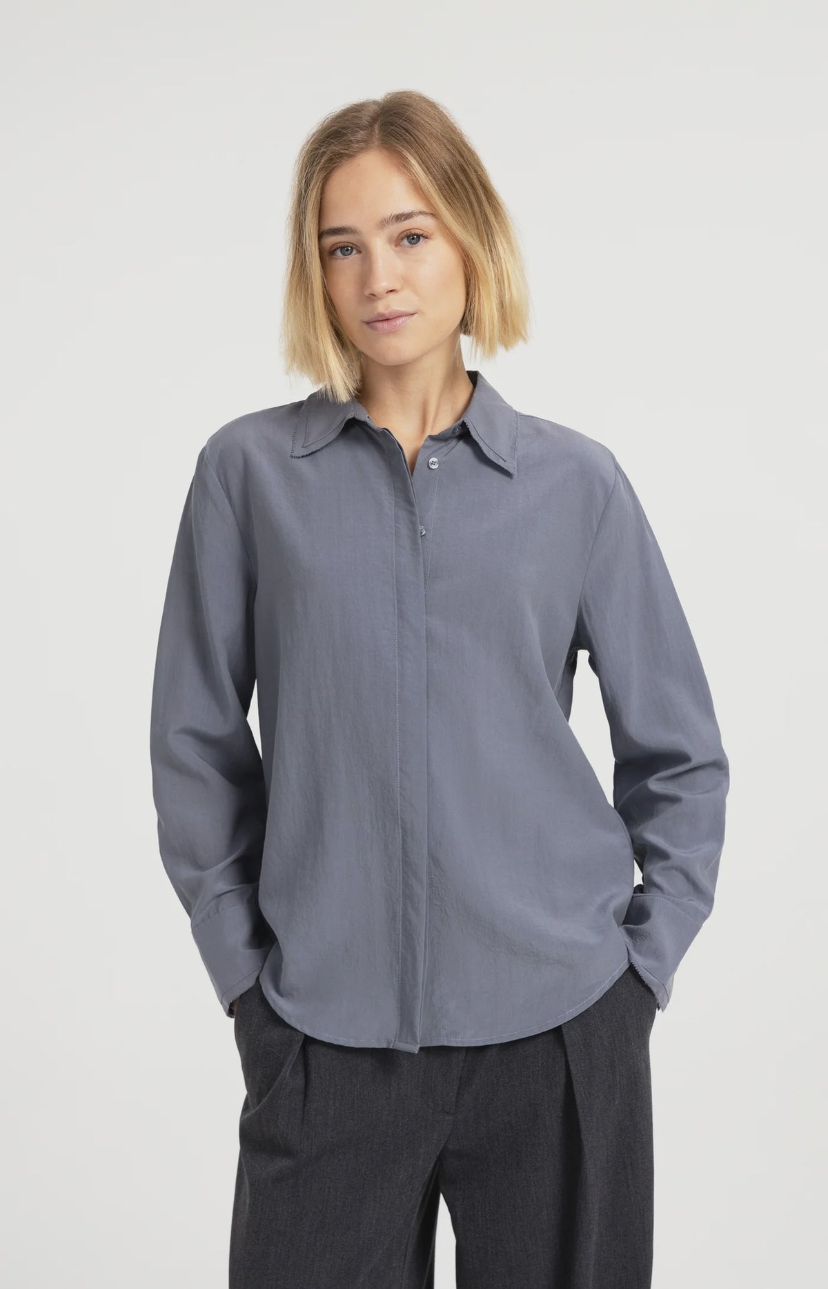 Blouse with Collar Detail