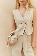 Isquia Vest