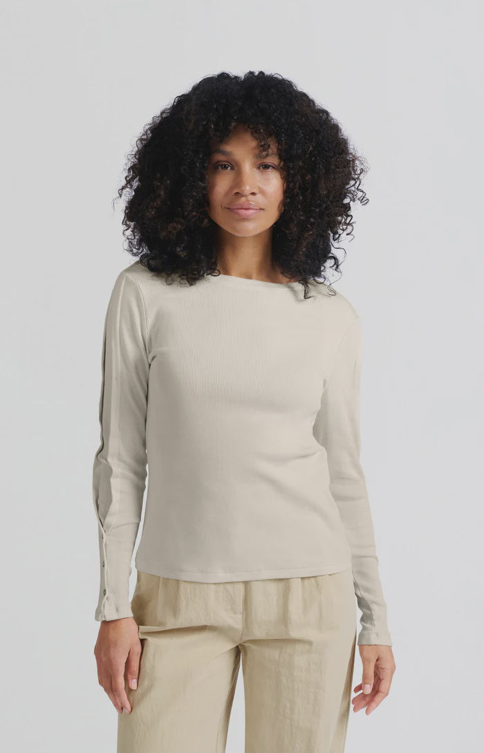 Button Detailed Long Sleeve