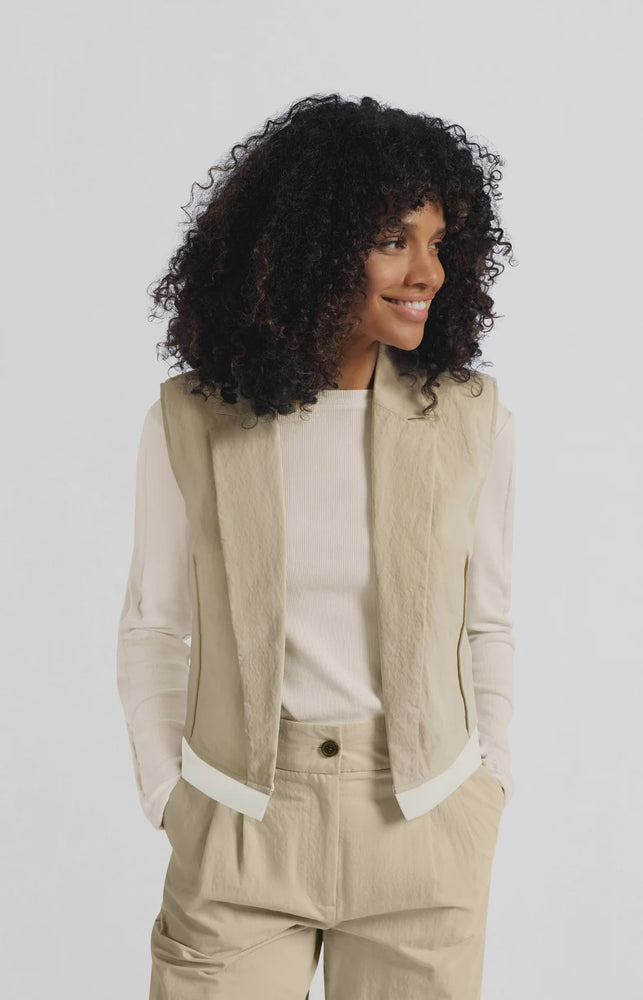 Sleeveless Cotton Gilet