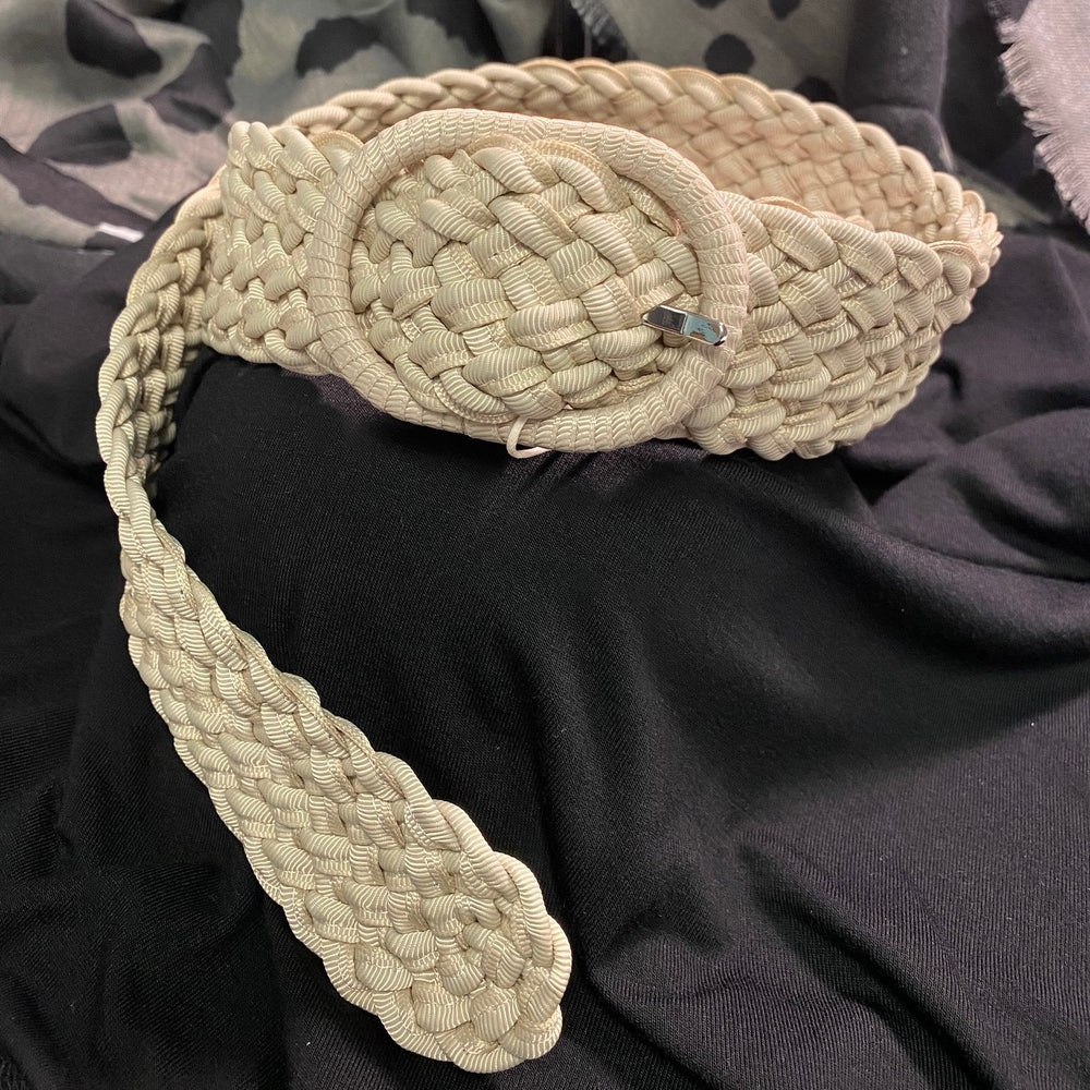 Piya Belt